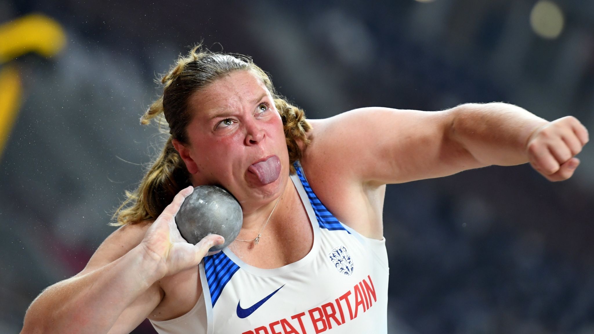 skysports-sophie-mckinna-shot-put_4805016.jpg