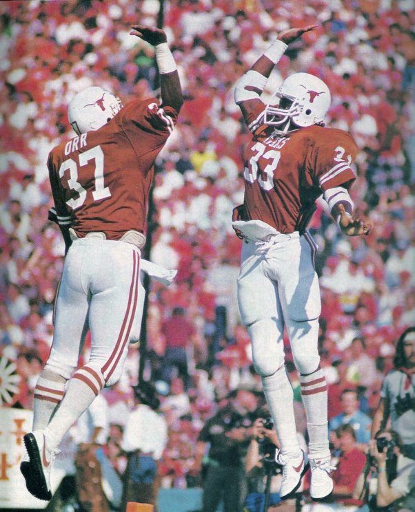 Terry Orr & Edwin Simmons vs ou 1983.jpg