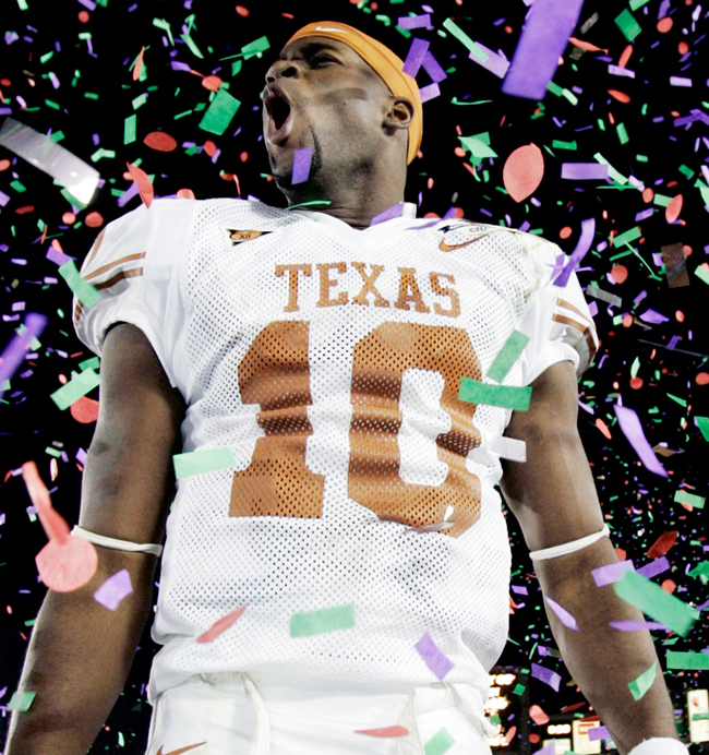 vince-young-texas-rose-bowl.jpg