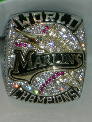 2003WorldSeriesRing_small.jpg