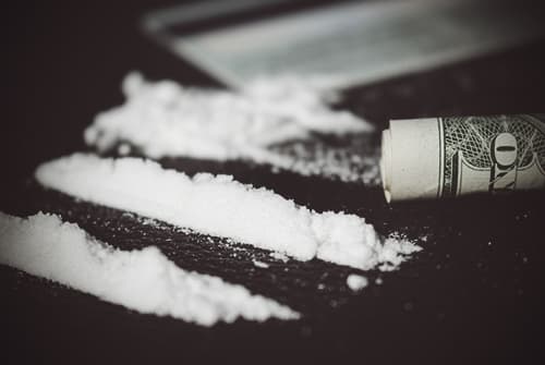 drugabuse-shutterstock220086538-cocaine_feature_image-cocaine.jpg