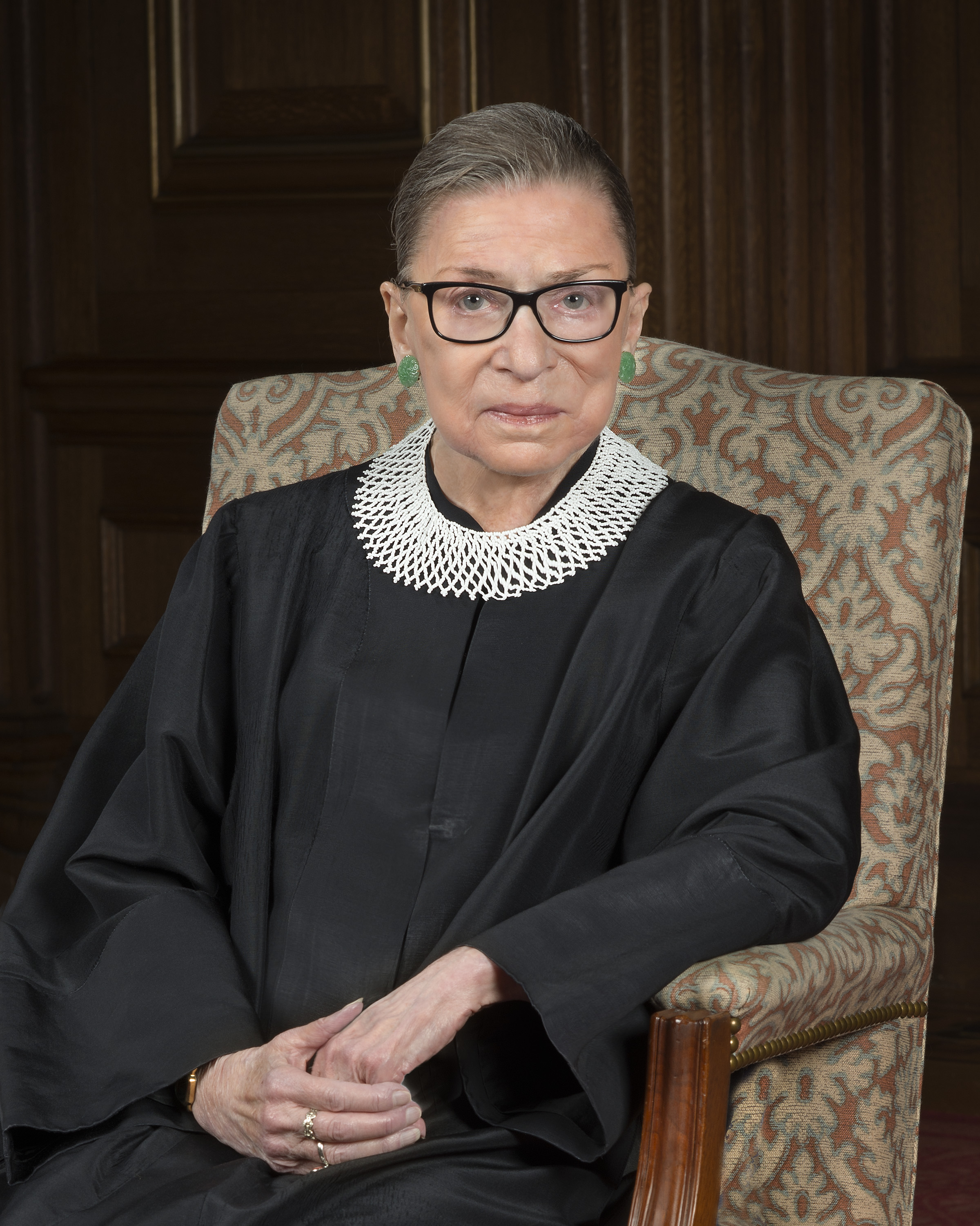 Ruth_Bader_Ginsburg_2016_portrait.jpg