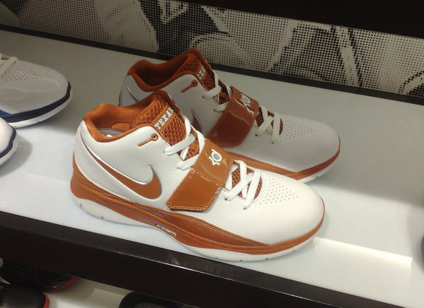 nike-kd-ii-texas.jpg