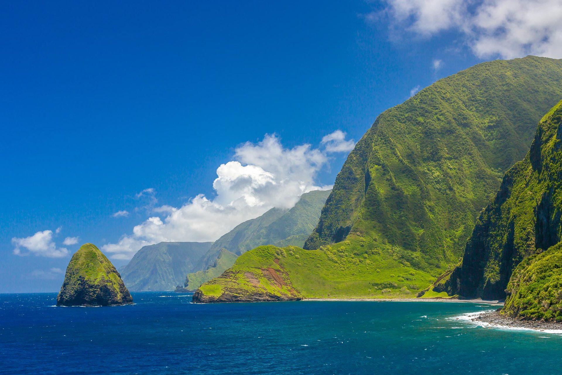 Molokai-Leper-Colony-Kalaupapa-Hawaii-Feature.jpg