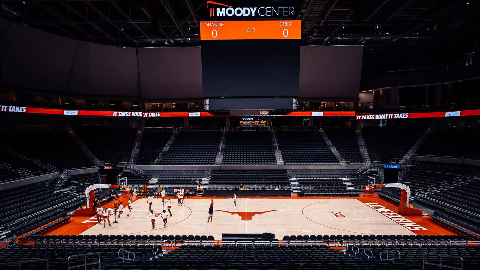 moody_center_wbb_practice.jpg