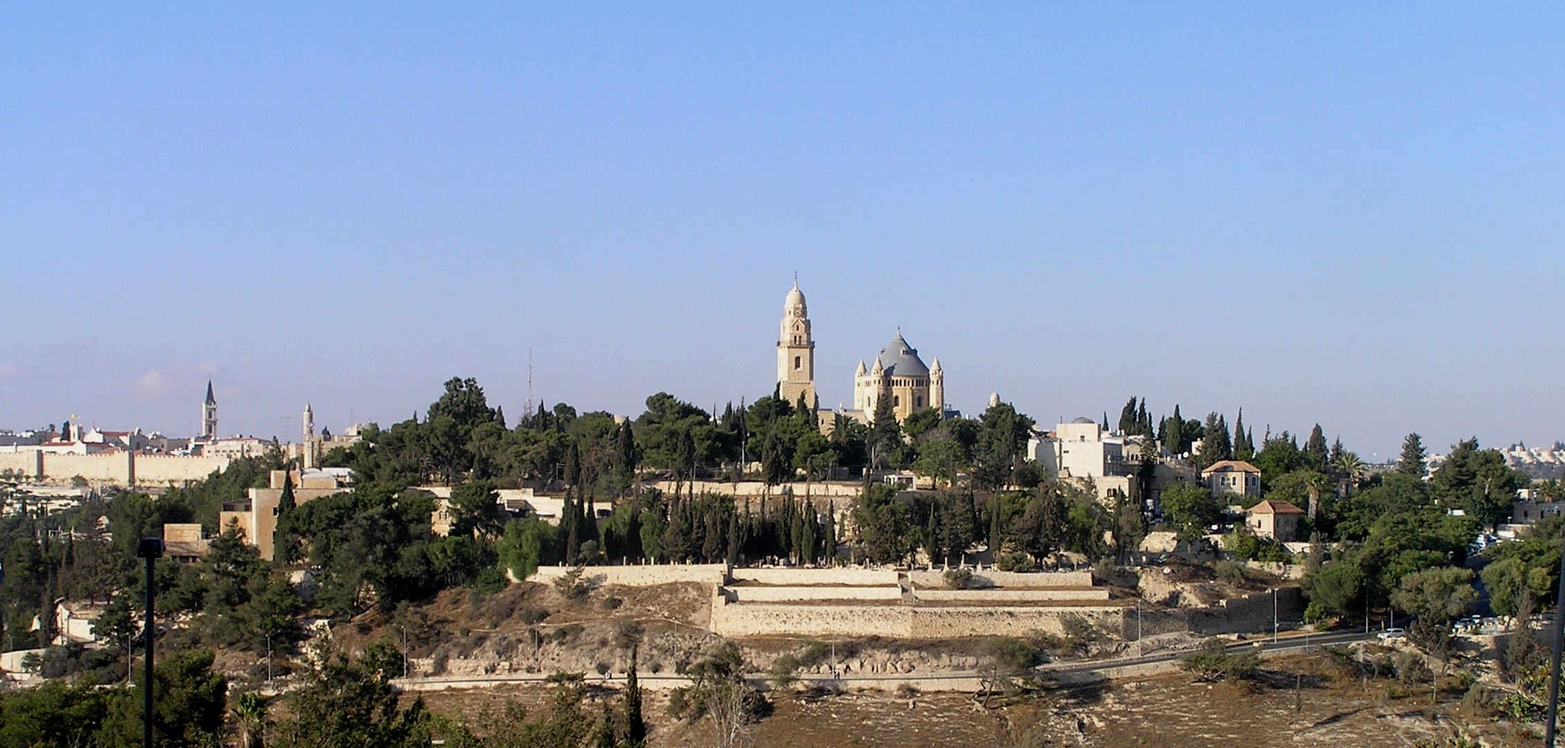 MtZion_from_Abu_Tor.jpg