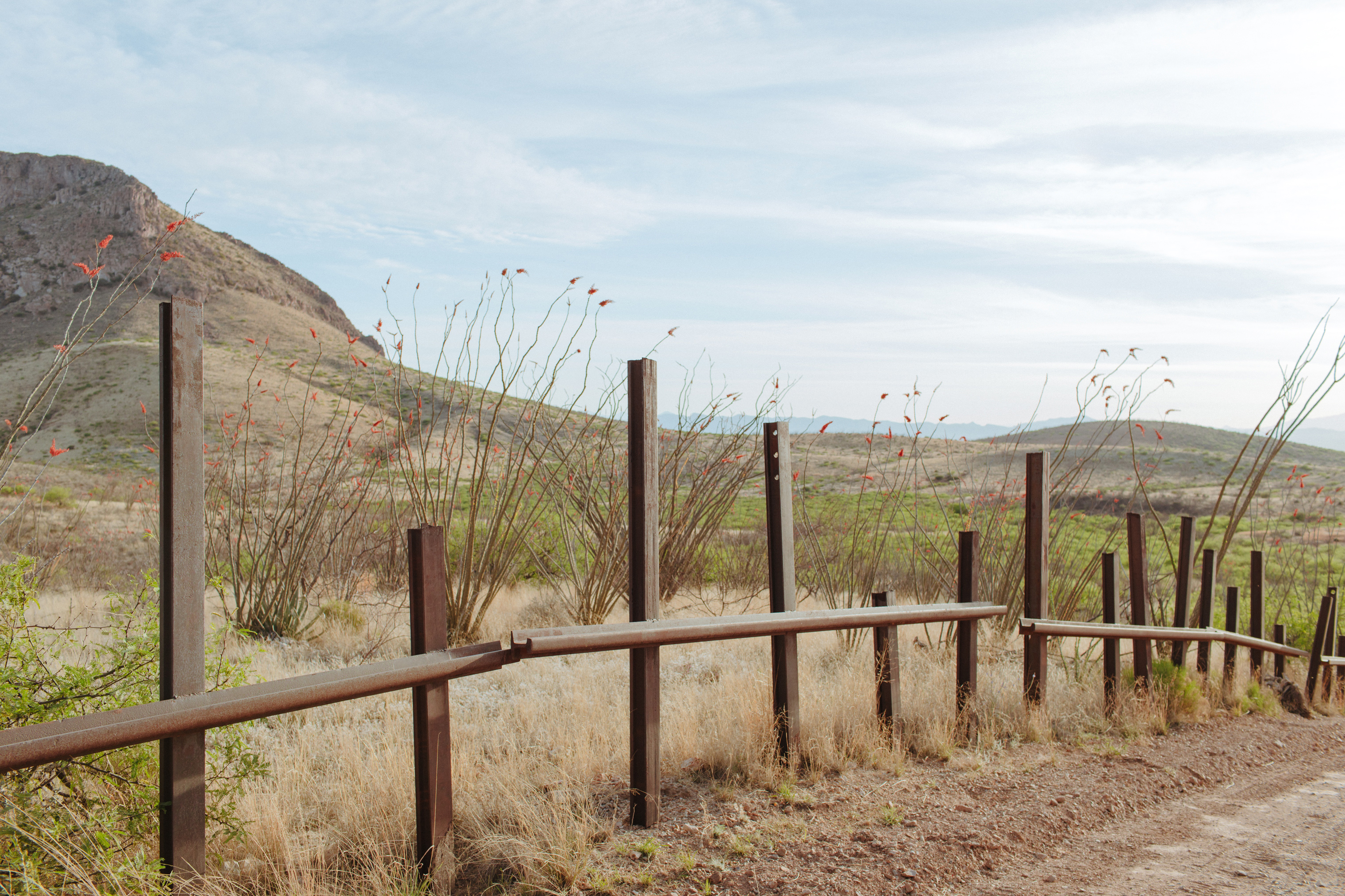 border_wall_journey_ross_01.jpg