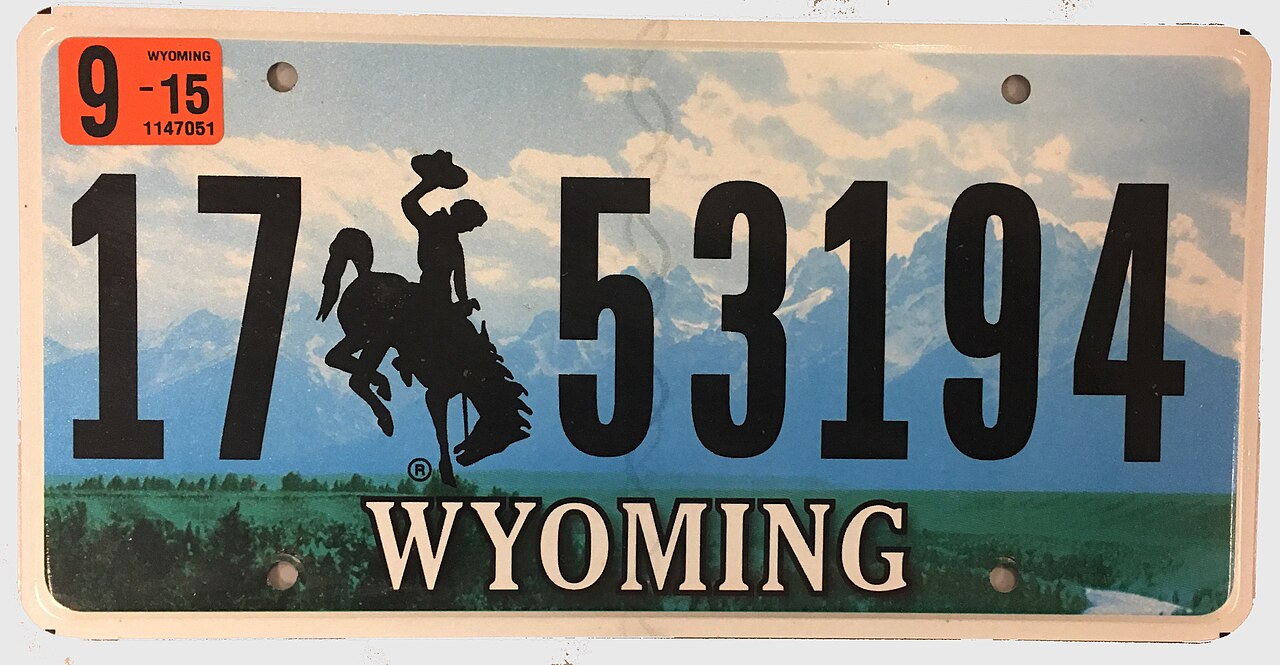 1280px-Wyoming_License_plate_2008-2015.jpg
