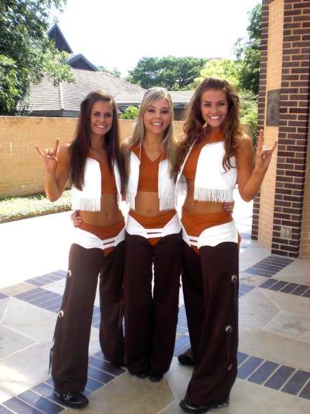 texas-cheerleaders.jpg