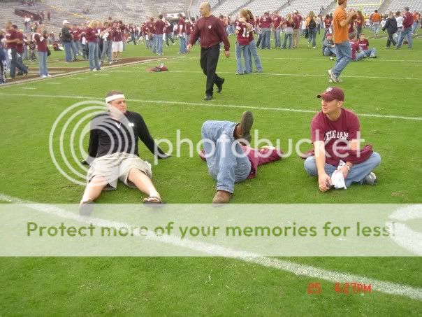 chillinonkylefield.jpg