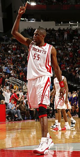 nba_g_mutumbo_268.jpg