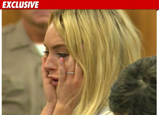 0706-lindsay-lohan-crying-ex-tmz-2.jpg