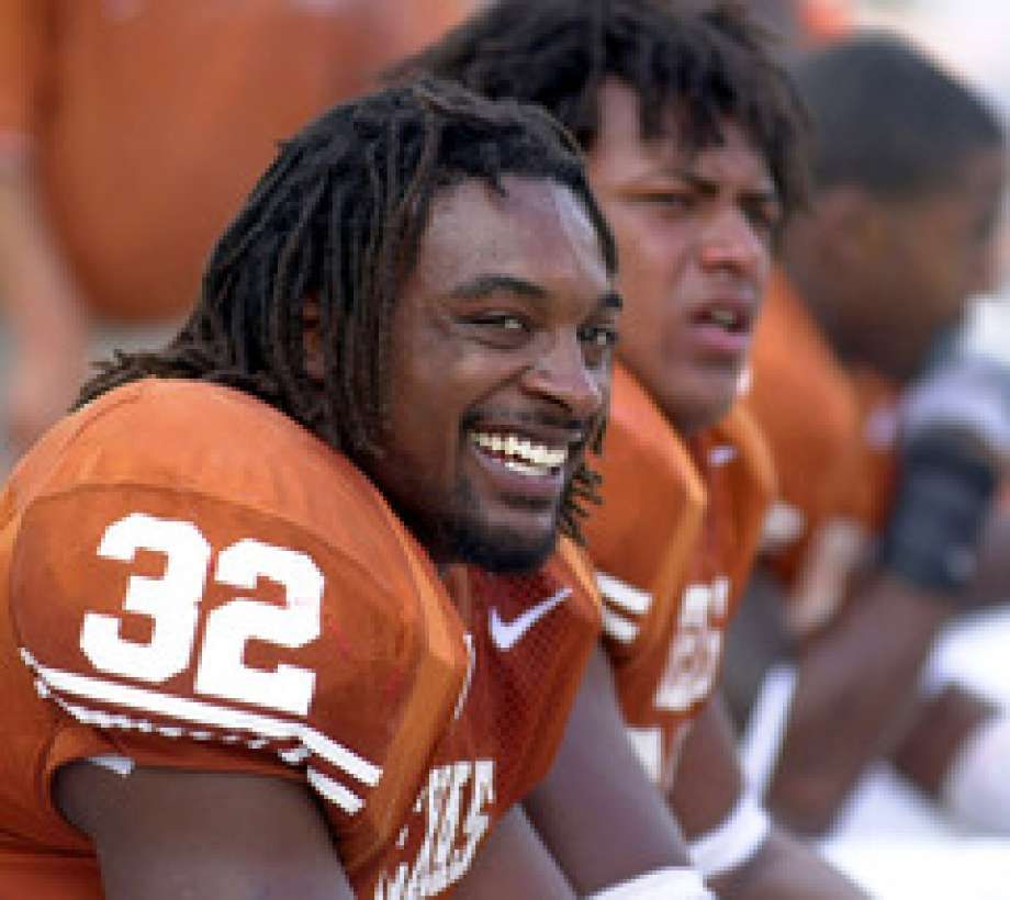 _32_Cedric_Benson_smile.jpg